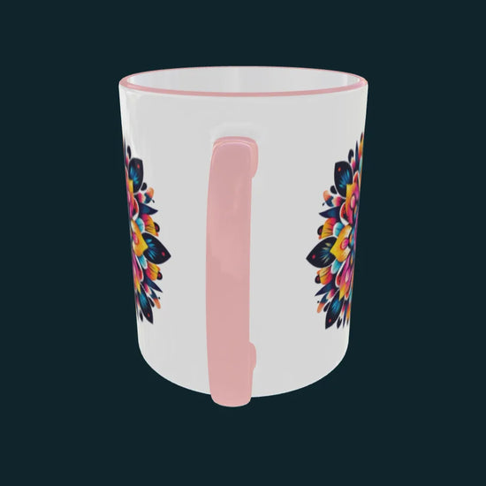 Vidéo d'un mug qui tourne sur lui même avec le design "Mandala multicolre"